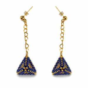Aretes Pirámides Púrpura